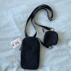 LULULEMON Modular Phone Crossbody Bag